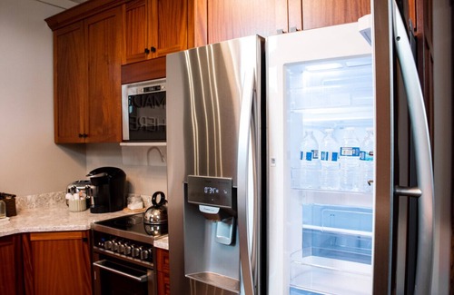 Lancaster Apartment | Sweet Lancaster Suite