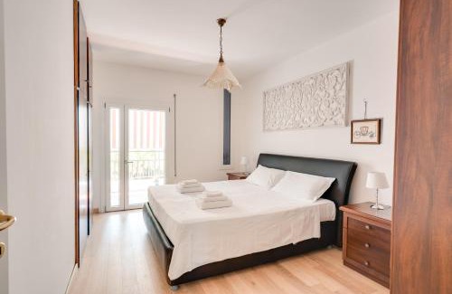 Lignano Riviera Apartment | Sweet Riviera Attico a 150 m dal Mare, 2 Terrazze e Garage Box