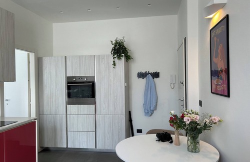 Ripamonti Corvetto Apartment | Sweet Sleep - Prada Foundation, 10min from Duomo