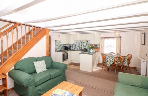 St. Martin Cottage | SWIFT COTTAGE, family friendly, with open fire in Mawgan-In-Meneage