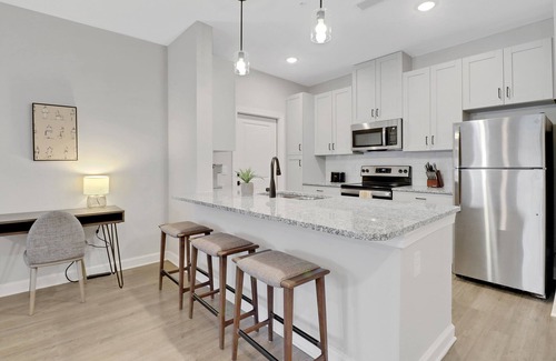 Port Charlotte Apartment | Swiftwater Apartments By Barsala
