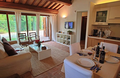 Foligno House | Swim, Savor, and Stroll in Umbria