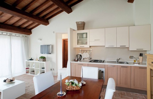 Foligno House | Swim, Savor, and Stroll in Umbria