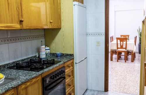 Santa Pola Apartment | Swimming pool, tennis, parking wifi 100 mts from the beach. Centrally located. Suitable for pets. AACC