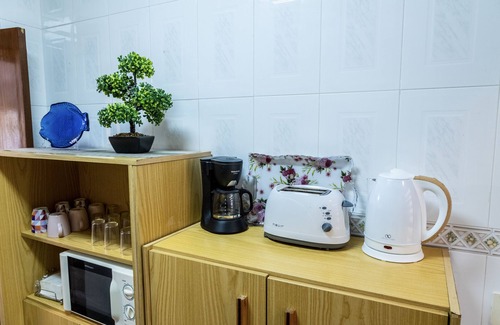 Santa Pola Apartment | Swimming pool, tennis, parking wifi 100 mts from the beach. Centrally located. Suitable for pets. AACC