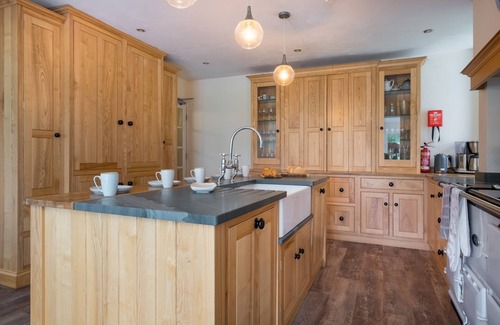 Keswick House | SWINSIDE LODGE, pet friendly, character holiday cottage in Keswick