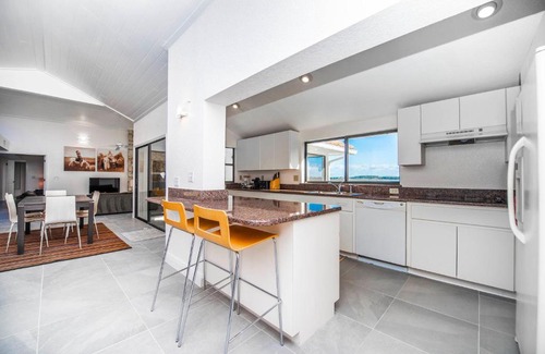 Clermont House | SWISS 06 - Lake Sumner