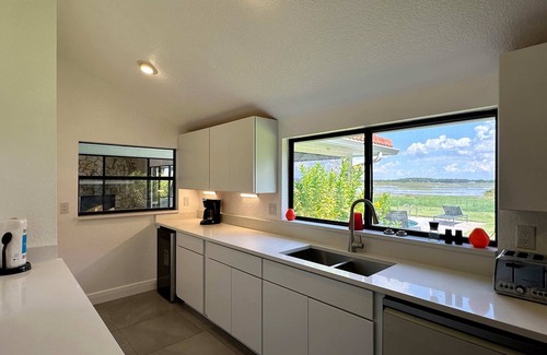 Clermont House | SWISS 06 - Lake Sumner