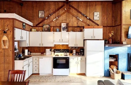 Bessemer House | Swiss Hut Unit 2
