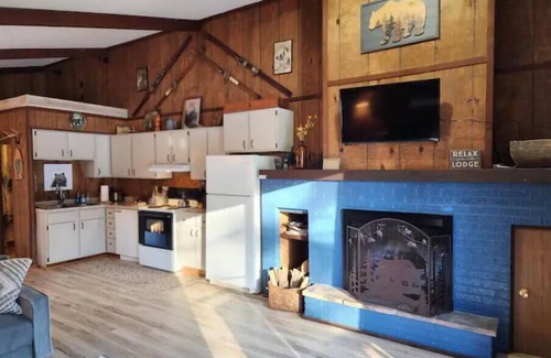 Bessemer House | Swiss Hut Unit 2