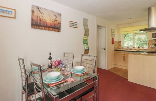 Liskeard Cottage | SYCAMORES, family friendly, with a garden in Liskeard