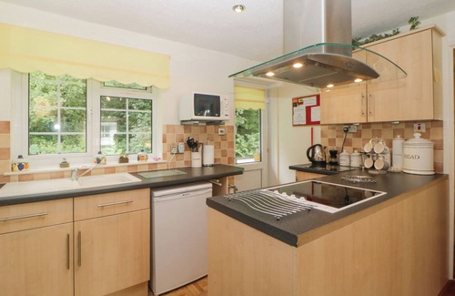 Liskeard Cottage | SYCAMORES, family friendly, with a garden in Liskeard