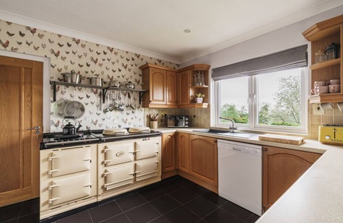 Kendal House | Sylvan Wood, gorgeous views