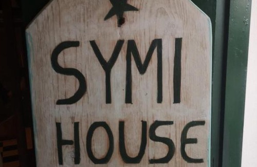 Pedi Apartment | Symi George House