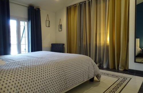 Montagnac Apartment | Syrah Grenache