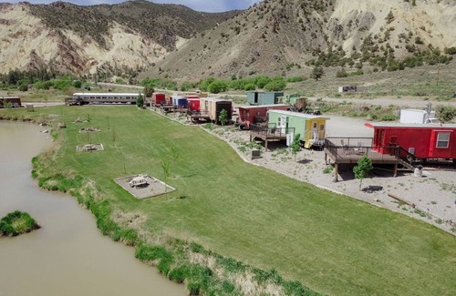 Sevier Apartment | T-00004) The Reading