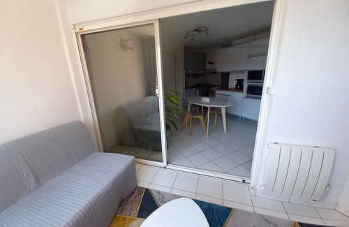 Montpellier Apartment | T1 36m² very well located at the Corniche, in seaside residence with swimming pool