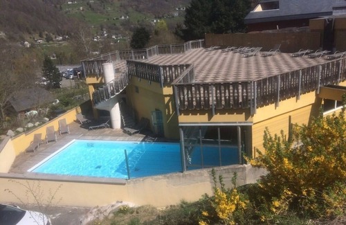 Cauterets House | T2 apartment for skiing, spa, hiking, swimming pool, sauna
