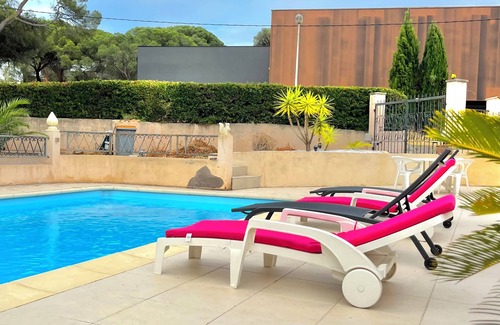 Frejus Apartment | T2 apartment in condominium (Villa) with pool access