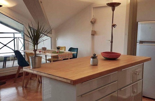 Hendaye Apartment | T2 apartment sea view at 180 ° 1st seafront line with firm parking/wifi