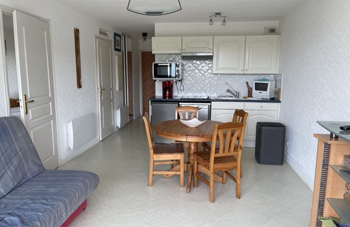 Fort-Mahon-Plage Apartment | T2 cabin 48m2 - 4 pers any comfort - balcony expo SUD sea view