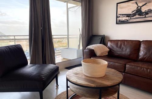 Le Touquet-Paris-Plage Apartment | T2 cabine traversant vue front de mer Le Touquet Paris-Plage