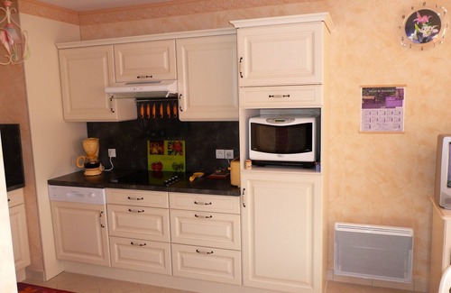 Les Sables d'Olonne Apartment | T2 classified 3*-46m2 quiet and secure-Large garage-sea at 10mn.walk-station at 400m