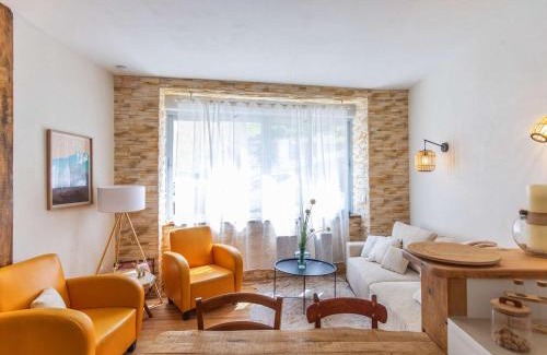 Cauterets Apartment | T2 cosy, rénové, près des thermes et randonnées - FR-1-401-309