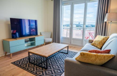 Bron Apartment | T2 de standing climatisé avec parking privé, Tram T2 T5, Hôpitaux est