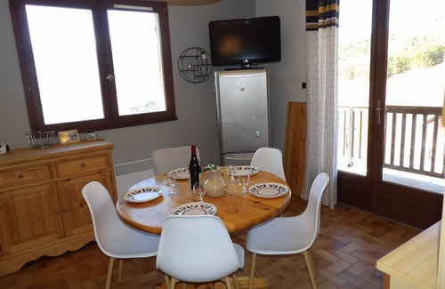 Embrun Apartment | T2 Embrun - Quiet with exceptional view