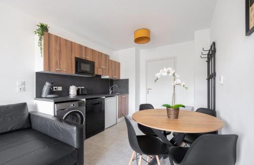 Sainte-Marguerite Apartment | T2 Entre la plage et le Vélodrome - Clim/Parking