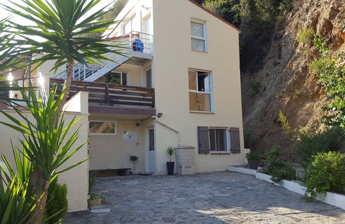 Amelie-les-Bains-Palalda Apartment | T2 ground floor apartment - Between sea and mountains