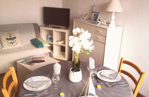 Gruissan Apartment | T2 - Panoramic view harbor - calm - secure parking