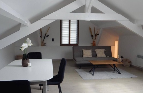 Saint-Pe-de-Bigorre Apartment | T2 refurbished - 4 pers - Quiet and relaxing 10 min from Lourdes