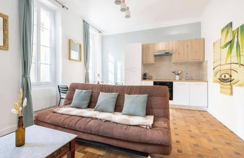 La Castellane Apartment | T2 - Rue Paradis - Cosy