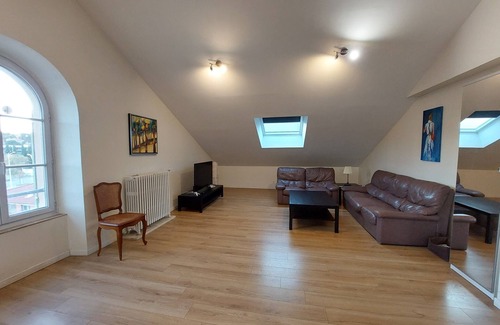 Gardanne Apartment | T3 90 m2 2 bedrooms 2 bathrooms Parking Clos