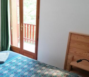 Embrun Apartment | T3 au Plan d’eau d’Embrun avec Garage et Terrasse