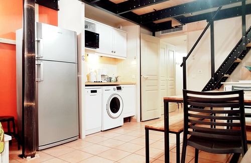 Giens Apartment | T3 "Bambous" 6/8 pers "Ecrins of the Badine", swimming beach on foot