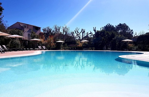 Giens Apartment | T3 "Bambous" 6/8 pers "Ecrins of the Badine", swimming beach on foot