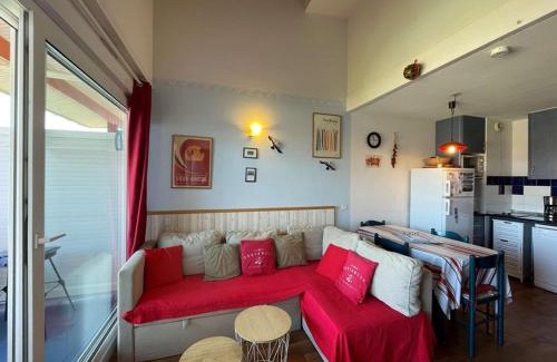 Vieux-Boucau-les-Bains Apartment | T3 Duplex avec Terrasse, Piscine et Parking à Vieux-Boucau - FR-1-379-115