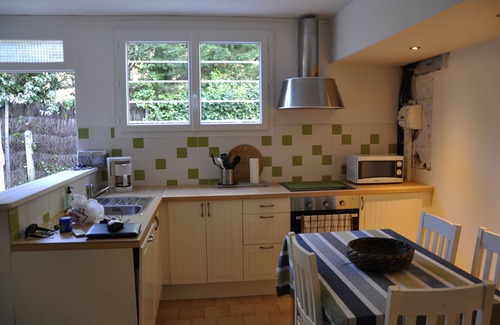 Arcachon Apartment | T3 renovated apartment (with garden, internet and parking) close to the beach