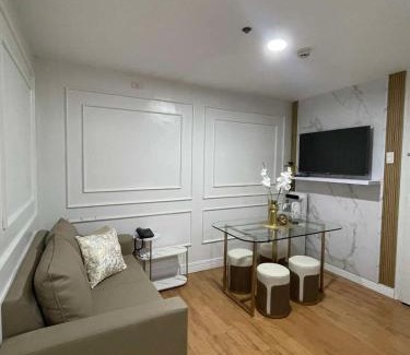 Sasa Apartment | T3 Seawind Damosa Condominiums