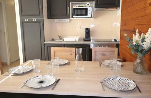 Saint-Mamet Apartment | T3 Sud avec balcon, piscine, parking, animaux ok et wifi - FR-1-313-236