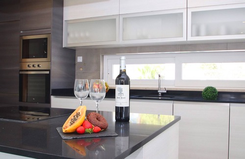 Armacao de Pera Villa | T6 Sea View, Heatable Pool & Games Room
