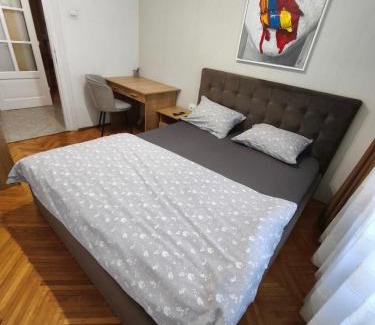 Oradea Apartment | Ta'arof Apartment