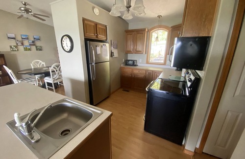 Cassville Cottage | Table Rock Lake Big M Marina close to Eagle Rock