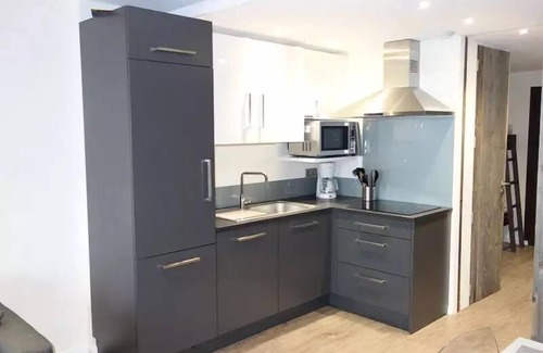 Cognet Apartment | Taburle Residence - HIGH STATION HEARING APARTMENT