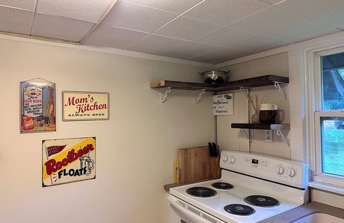 Three Rivers Cottage | Tackle Box Cottage - Lakefront Cottages on Semi-private Lake, Beach, Boats, Fun!