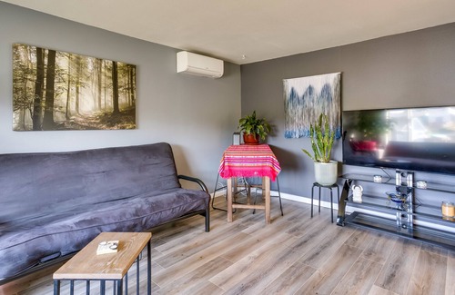 Hilltop House | Tacoma Home w/ Covered Patio & Fire Pit!