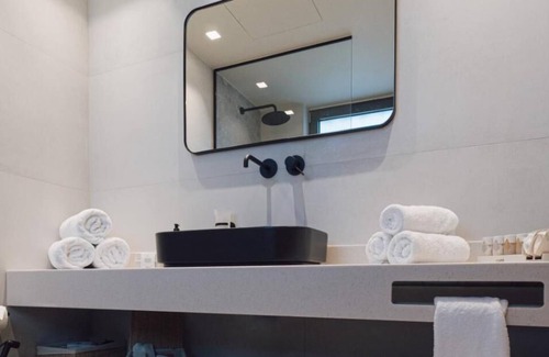 Tingaki Villa | Taf Boutique Beachfront 2 bedroom Villa